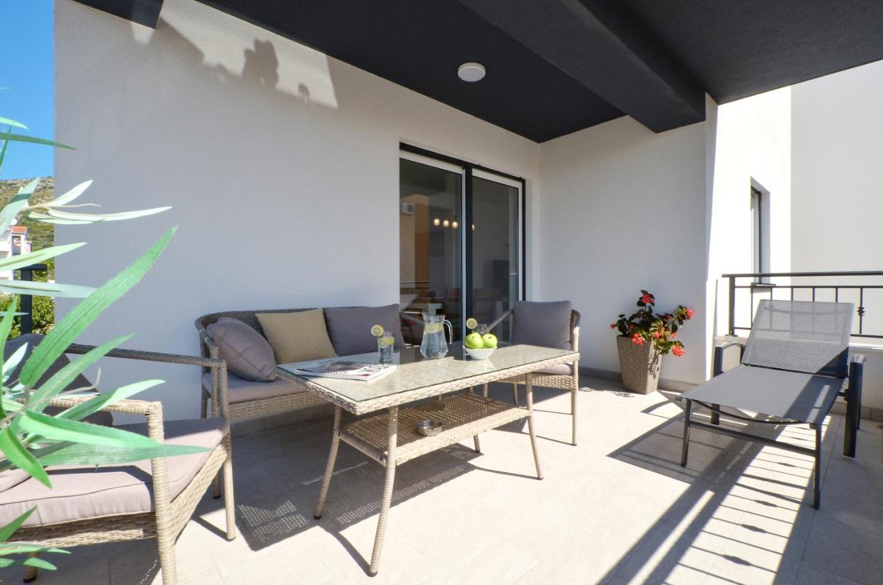 Apartman "Mary" Trogir Exterior foto