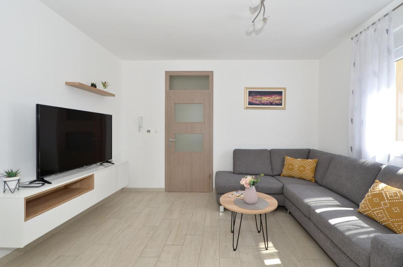 Apartman "Mary" Trogir Exterior foto